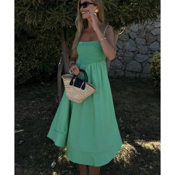 Collective The Label Gracie Smocked Midi Dress - Picture 2 of 10